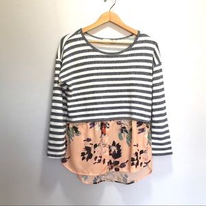 ANTHROPOLOGIE Postmark Shirttail Sweater Long Sleeve Floral Peach Top